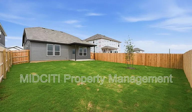 966 Bluegrass Point #NEW BRAUNFELS — Photo 36