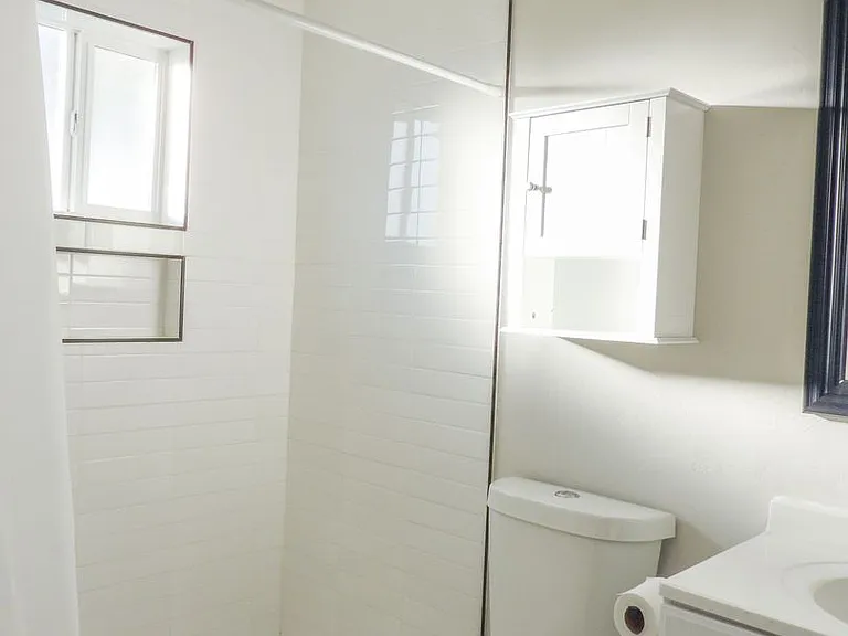 2639 N Fontana Ave — Photo 25
