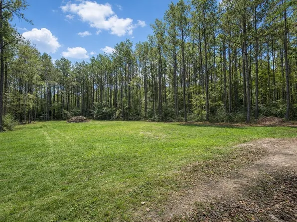 2370 Westville Rd, Groveton, TX 75845