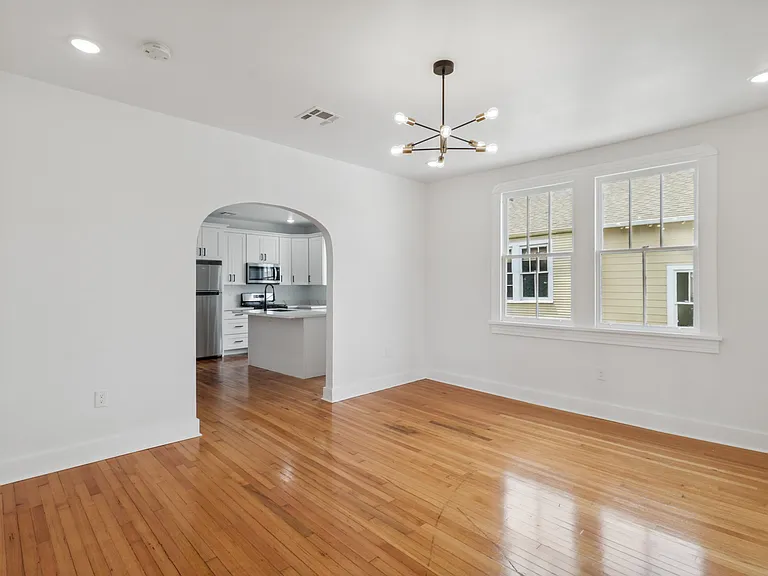 2700 Soniat St #2702 — Photo 6