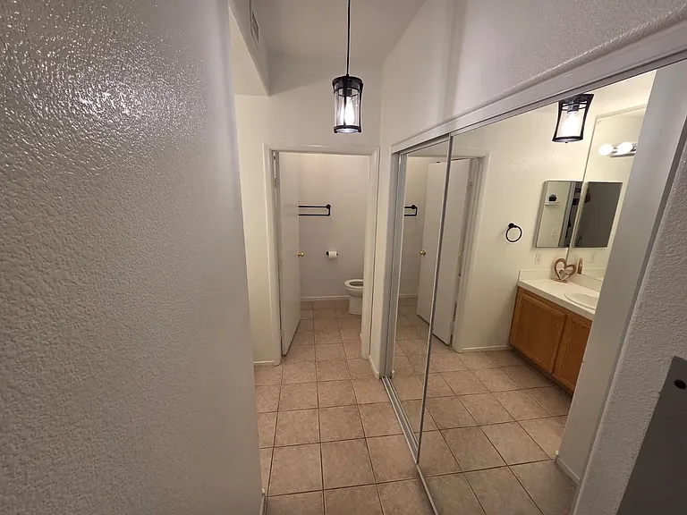 2110 Los Feliz St #1072 — Photo 6