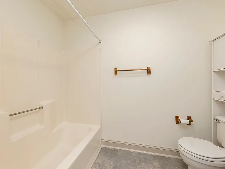 7 W Piccadilly St #F — Photo 18
