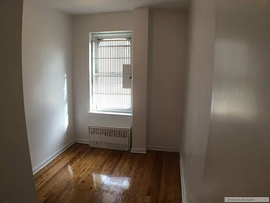 Rented by Sovereign Associates | media 18