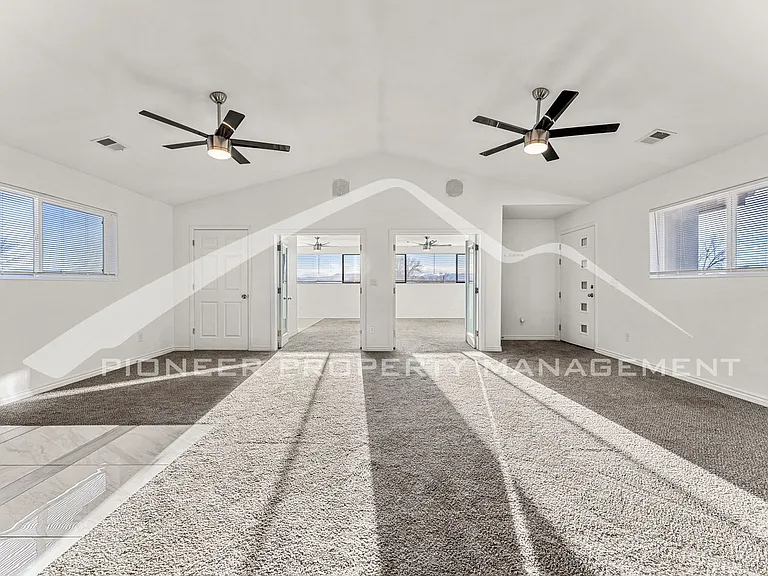 6634 Julian St — Photo 5