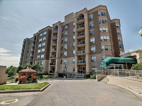 2085 Amherst Heights Dr #212, Burlington, ON L7P 5C2