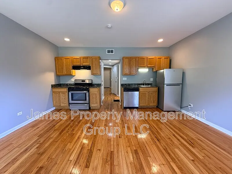 1 bed, 1.0 bath, 650 sqft, $1,500 — Photo 4