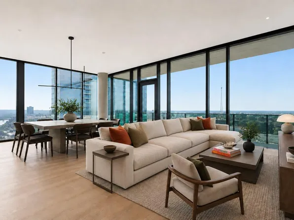 610 Davis St #4204, Austin, TX 78701