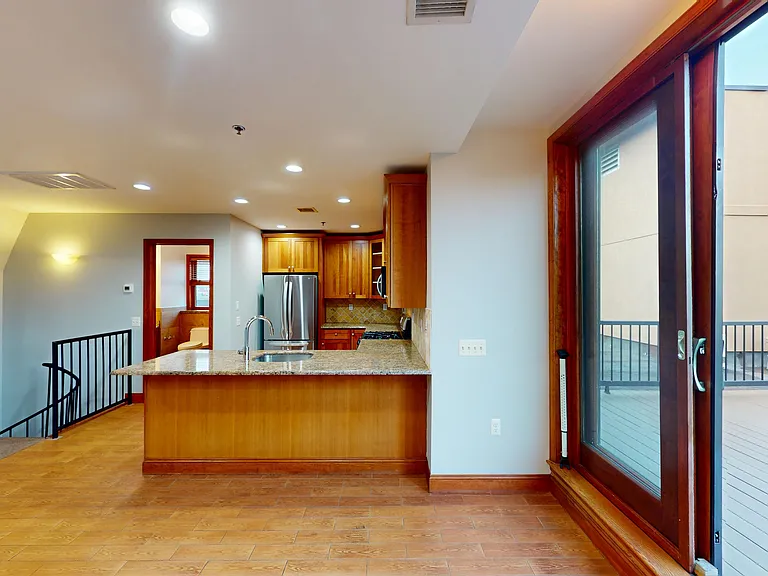 kitchen & deck