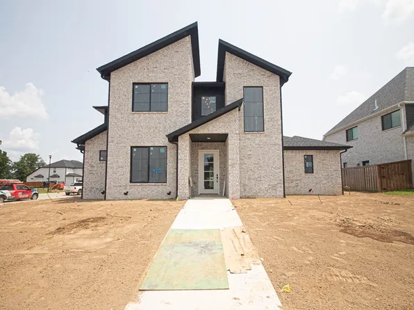 4201 S 87th Pl, Bentonville, AR 72713