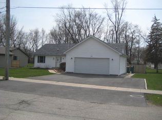 331 Oak St, Braidwood, IL 60408