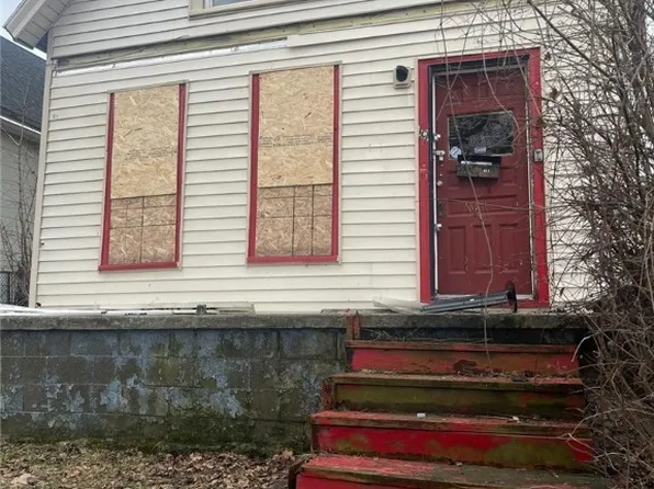 19 Florida St, Buffalo, NY 14208