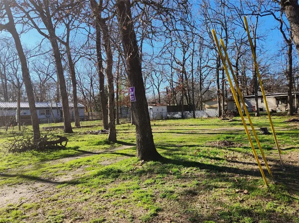 817 Crown Dr, Kemp, TX 75143