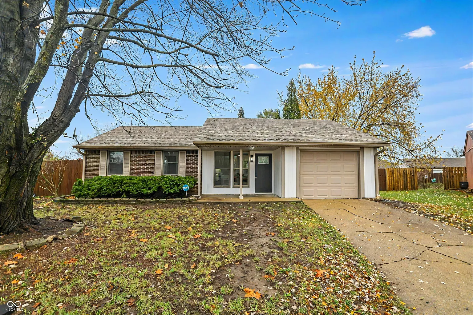 5066 Antigua Trl photo 1