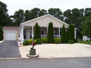 21 Highlands Rd, Manahawkin, NJ 08050
