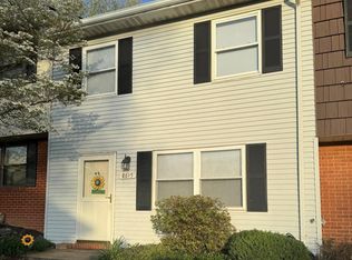 8615 Ashby Ct, Marshall, VA 20115