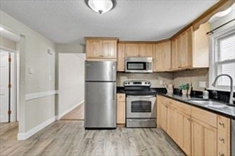 1st image of 140 Madison Ave #1