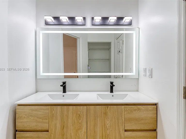 5215 SW 40th Ave #48 — Photo 14
