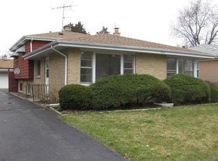 7014 Wright Ter, Niles, IL 60714