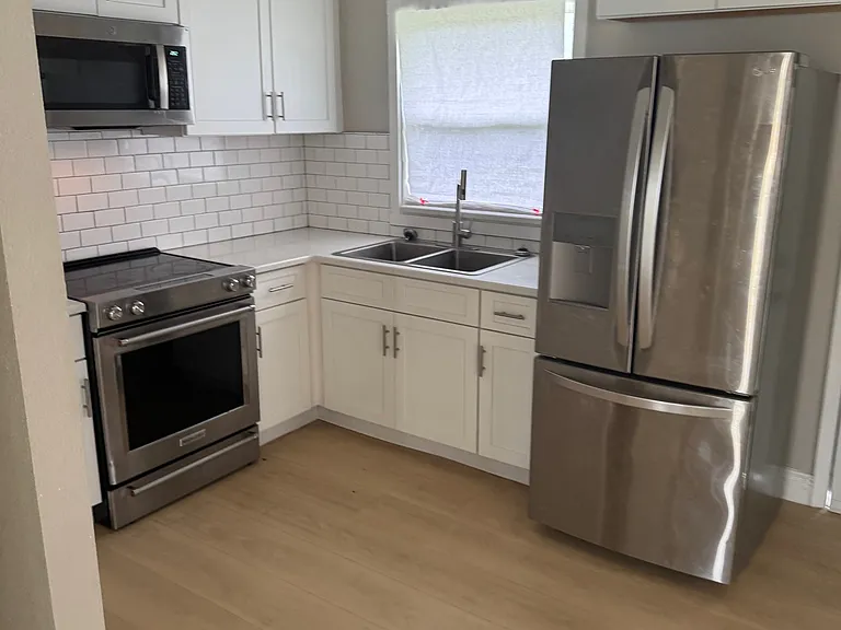 4910 Huppel Ave — Photo 19
