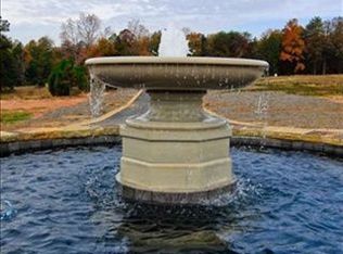 1 Sampit Dr, Simpsonville, SC 29681