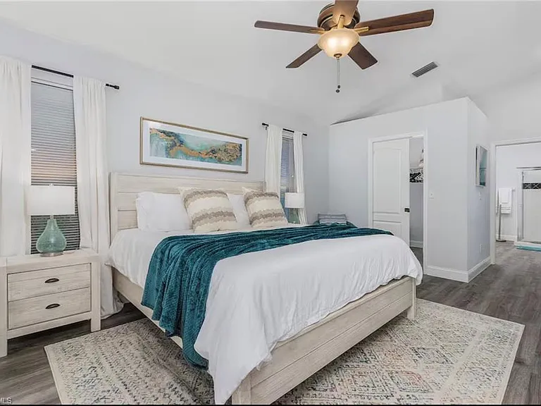 1537 Vintage Ln — Photo 3