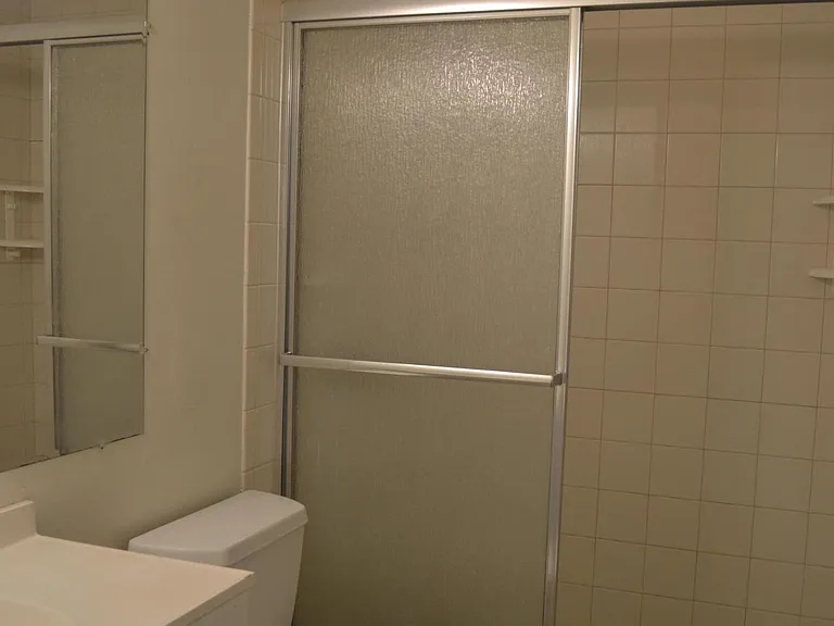 309 Oakridge Blvd #6 — Photo 3