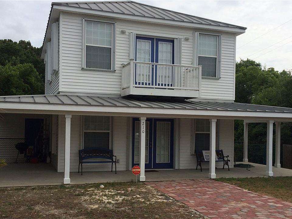 1st image of 210 SE Ave E