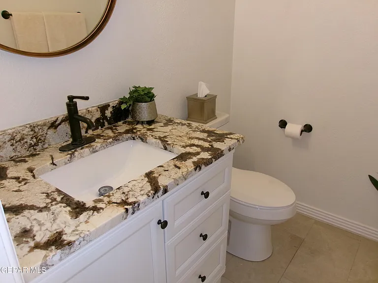 294 Vaquero Ln #B — Photo 24