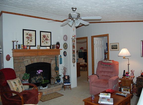 2nd image of 3655 Essex Rd