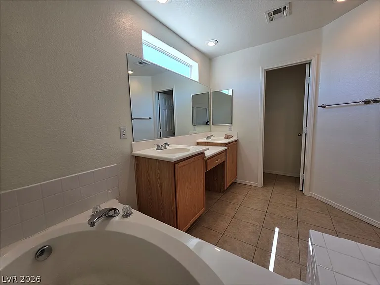 7124 Plushstone St — Photo 11