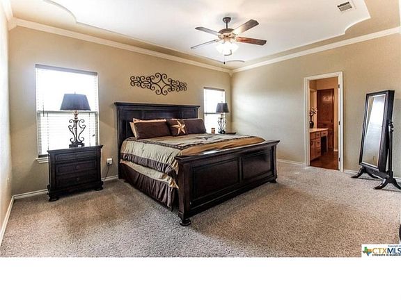 3rd image of 930 Kacie Dr