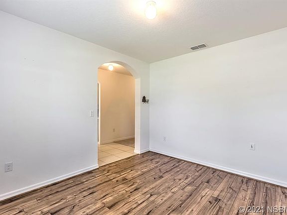 5th image of 1722 Savannah Ln