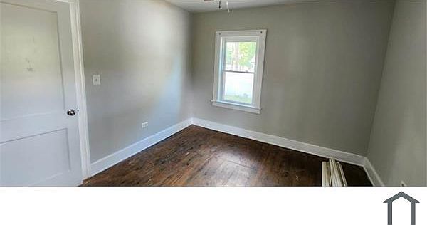 1st image of 910 Hawkins Ave