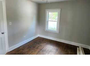 910 Hawkins Ave, Sanford, NC 27330