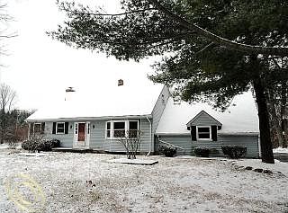 2nd image of 1310 Beth Ln