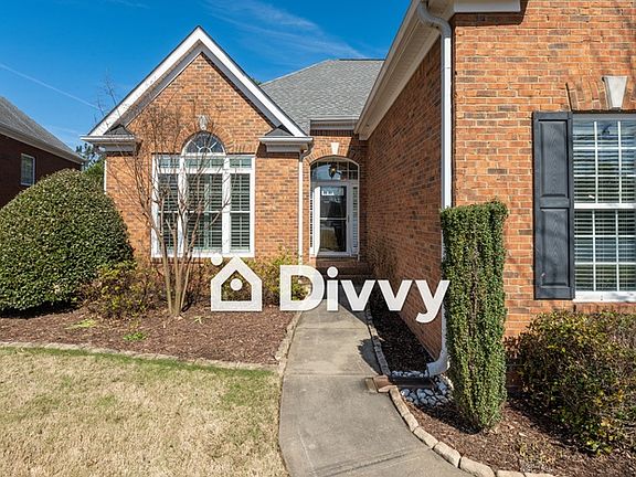 3rd image of 5285 Villa Lake Ct
