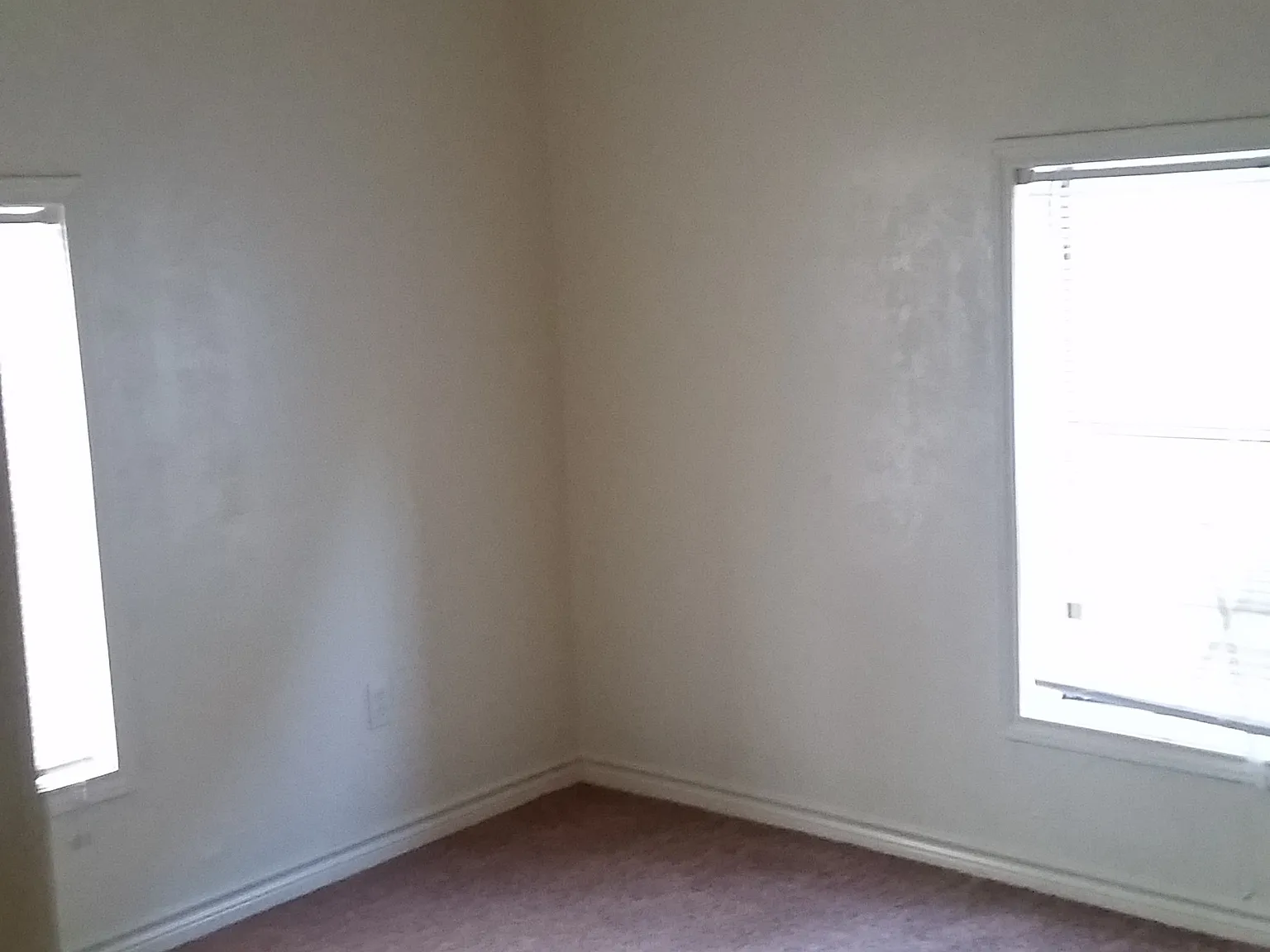 3 bed, $1,035 — Photo 4