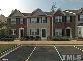 23 Edgebrook Cir, Durham, NC 27703