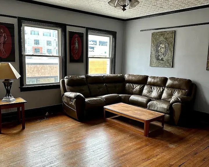 220 E State St #4 — Photo 5