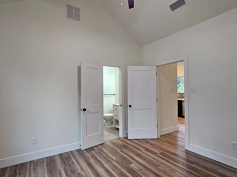 1700 Kendolph Dr — Photo 14