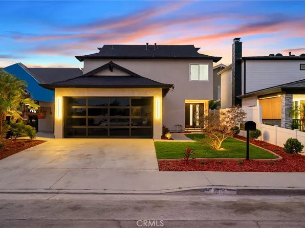 1215 W 221st St, Torrance, CA 90502