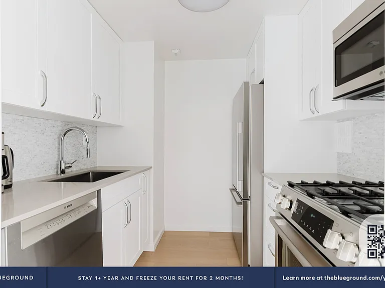 180 W 20th St #14H — Photo 7