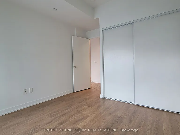 115 McMahon Dr #1708 — Photo 15