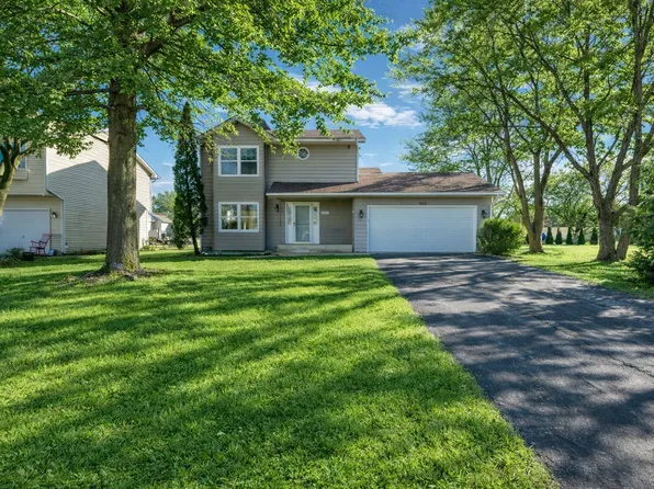 508 Pembroke Rd SW, Poplar Grove, IL 61065