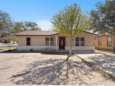 609 E 14th St, Del Rio, TX, 78840