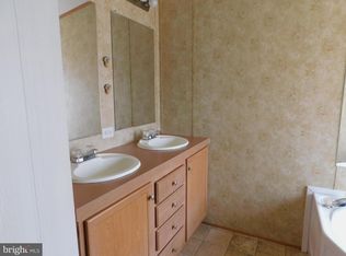 211 Michael Rd, Honey Brook, PA 19344