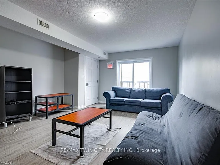 151 Bridgeport Rd E #4 — Photo 6