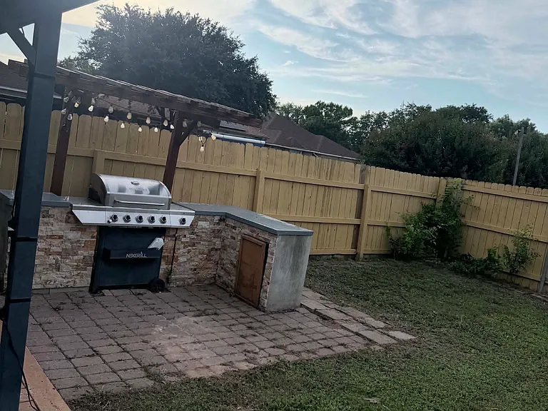 4203 Katrina Ln — Photo 13