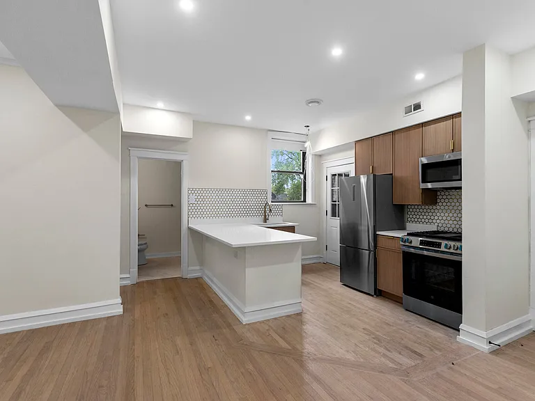 4636 N Hamilton Ave #2 — Photo 1