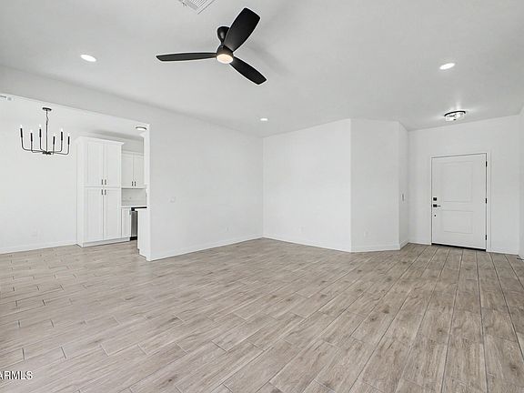 4th image of 9287 W CONCORDIA Drive